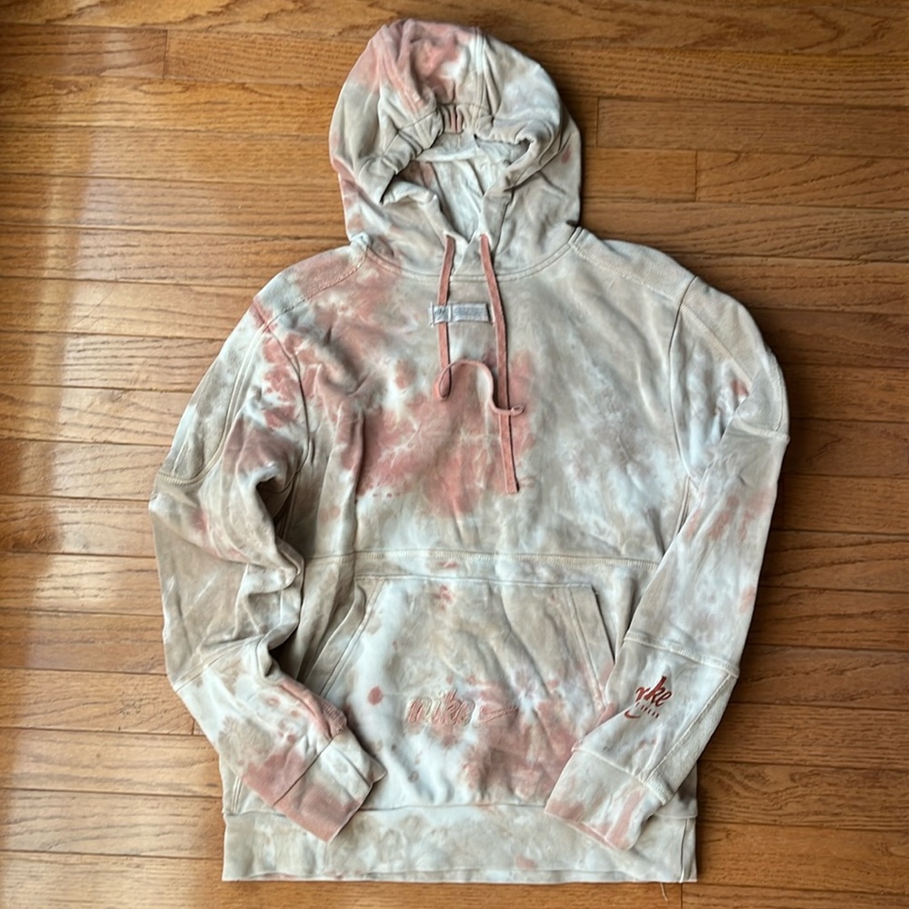 Nike hoodie size small